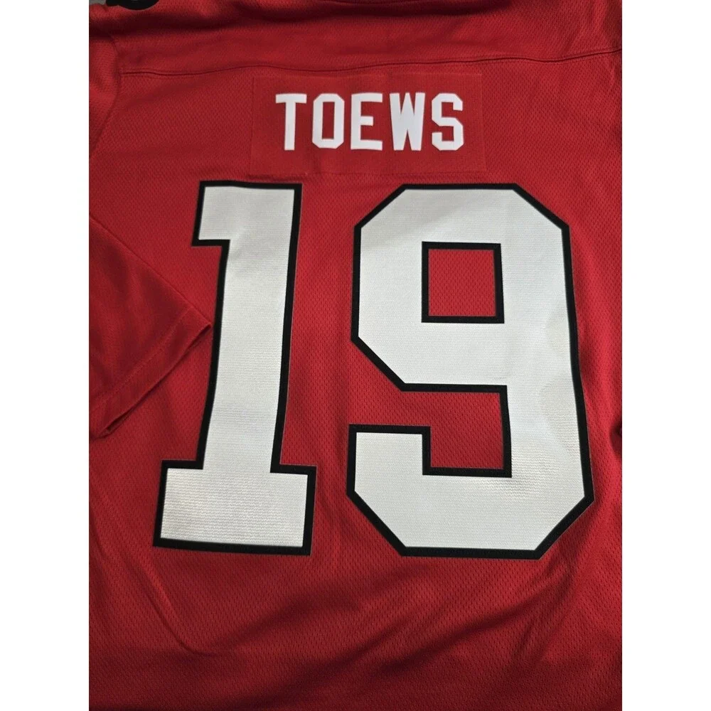 Jonathan Toews Chicago Blackhawks Hockey Jersey C 19 NHL Fanatics Size Medium